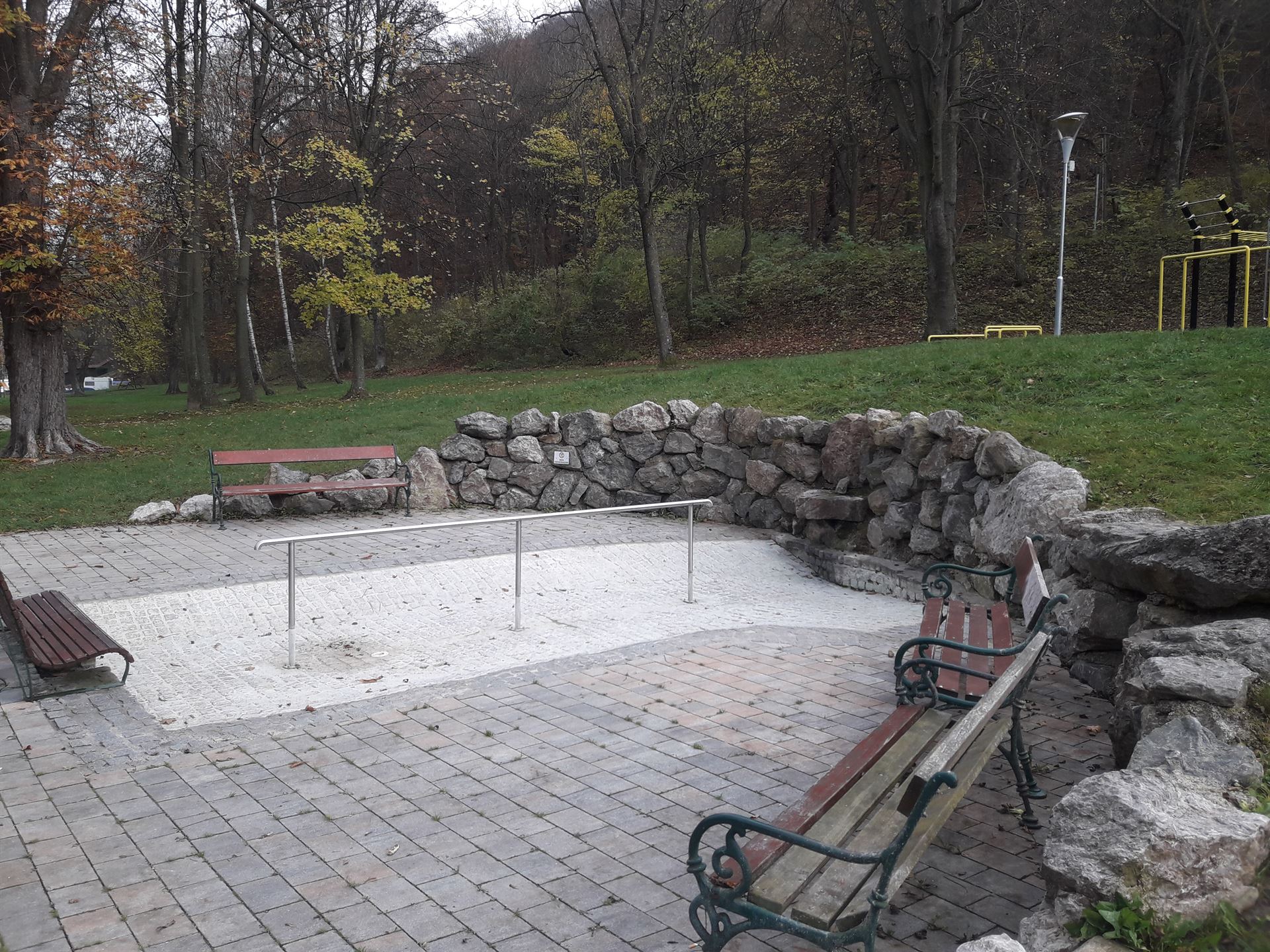 eb-unterseite-steinmauern-neu-0010